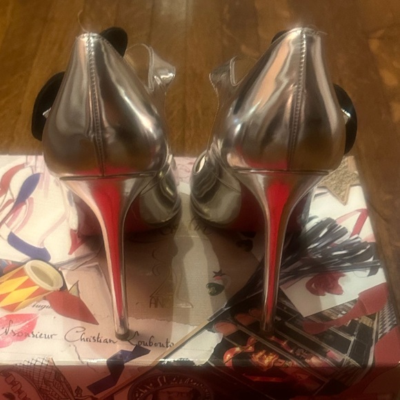LIKE NEW Christian Louboutin Pensee 20th Anniversary 120 Silver Metallic Pumps - Picture 8 of 16